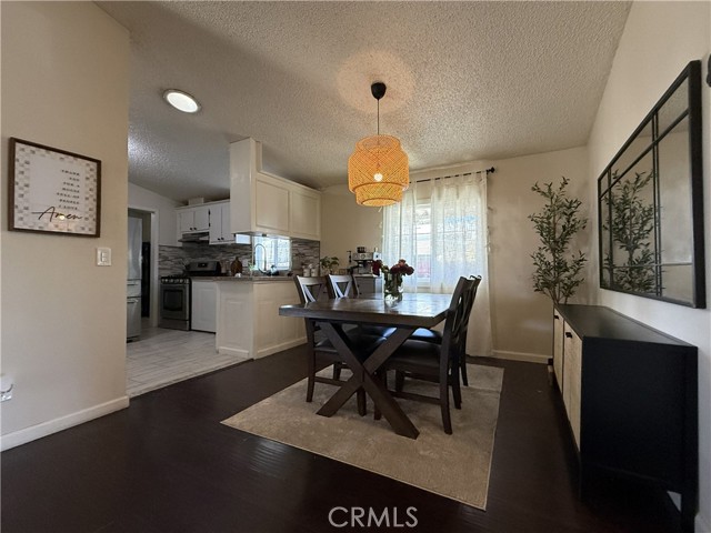 Detail Gallery Image 10 of 29 For 5800 Hamner #431, Corona,  CA 91752 - 3 Beds | 2 Baths