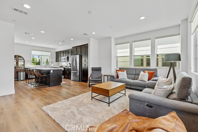 Detail Gallery Image 24 of 51 For 119 E Knox Dr, La Habra,  CA 90631 - 3 Beds | 2/1 Baths