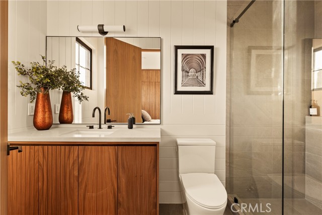 Detail Gallery Image 24 of 41 For 4930 Edgerton Ave, Encino,  CA 91436 - 5 Beds | 5/1 Baths