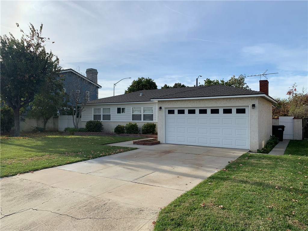 10435 Vultee Ave, Downey, CA 90241