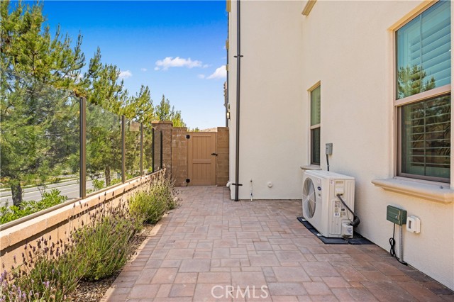149 Fairgreen, Irvine CA: https://media.crmls.org/medias/40c19c8c-3667-4267-850c-96b4b9e84fea.jpg
