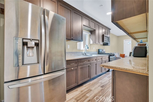 Detail Gallery Image 41 of 73 For 1972 Olive, Long Beach,  CA 90806 - 6 Beds | 4 Baths