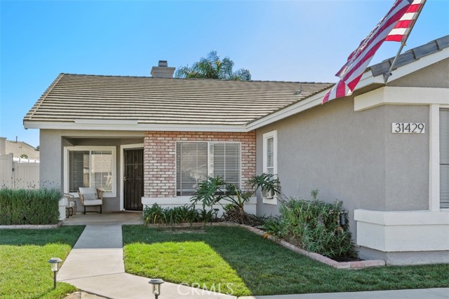 Detail Gallery Image 3 of 36 For 31429 Amsterdam, Winchester,  CA 92596 - 4 Beds | 2 Baths