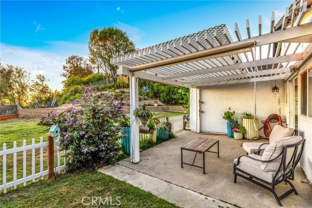 22701 Via Tercero, Mission Viejo CA: https://media.crmls.org/medias/40c3372d-d83d-4992-8fd3-123865a2e368.jpg