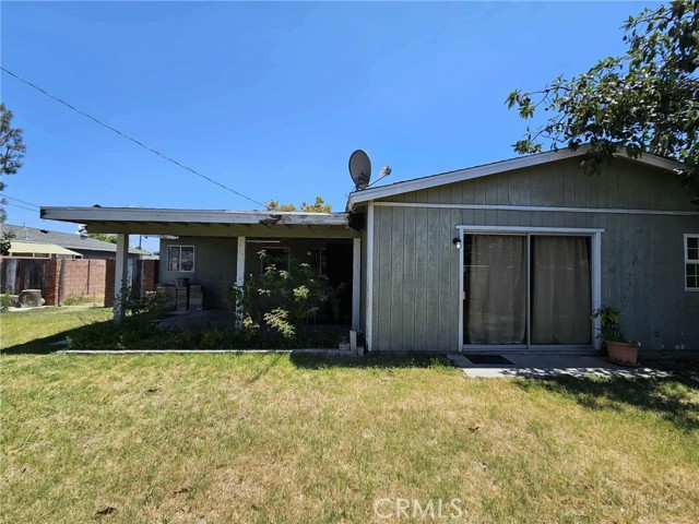 1002 Sheffield Street, Santa Ana CA: https://media.crmls.org/medias/40c3823e-a17e-430c-97c8-030cd342e8da.jpg
