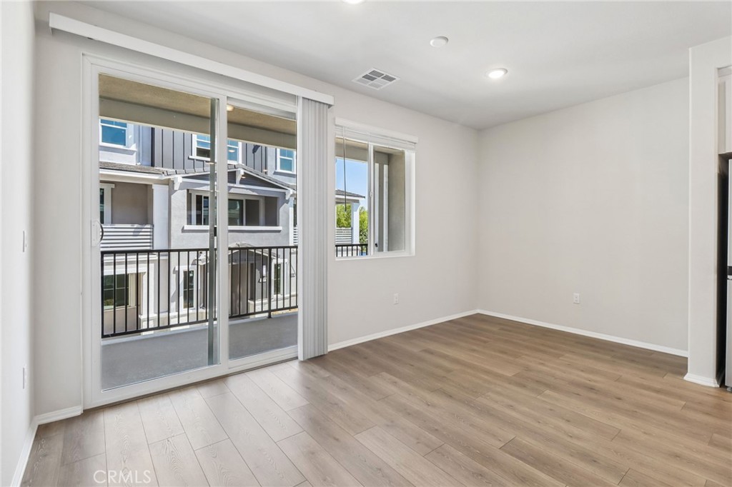 406 Lotus Drive - photo 5