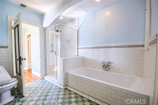 Detail Gallery Image 14 of 18 For 1466 N Pacific Ave, Glendale,  CA 91202 - 3 Beds | 1/1 Baths