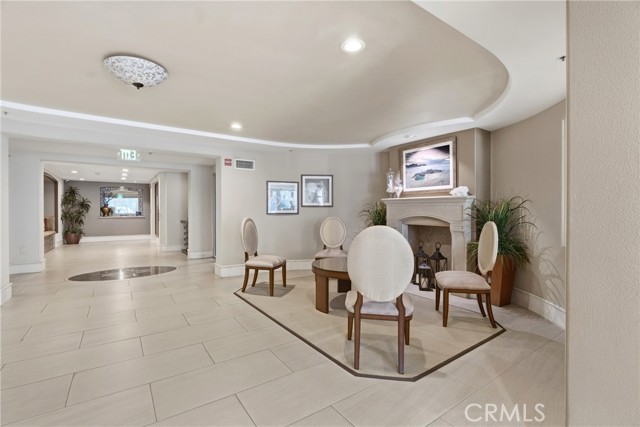 Detail Gallery Image 4 of 49 For 1400 E Ocean Bld #2403,  Long Beach,  CA 90802 - 2 Beds | 2 Baths