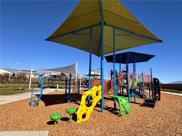 Detail Gallery Image 7 of 27 For 35448 Price, Beaumont,  CA 92223 - 4 Beds | 3 Baths