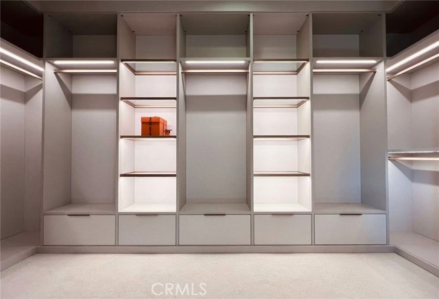 117 Andirons, Irvine CA: https://media.crmls.org/medias/40c4d86f-a1ab-4162-8963-2afded7fb18c.jpg