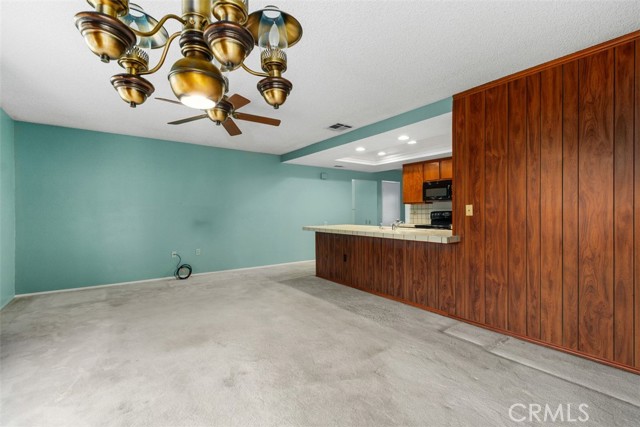 Detail Gallery Image 9 of 39 For 27927 Foxfire, Menifee,  CA 92586 - 2 Beds | 2 Baths
