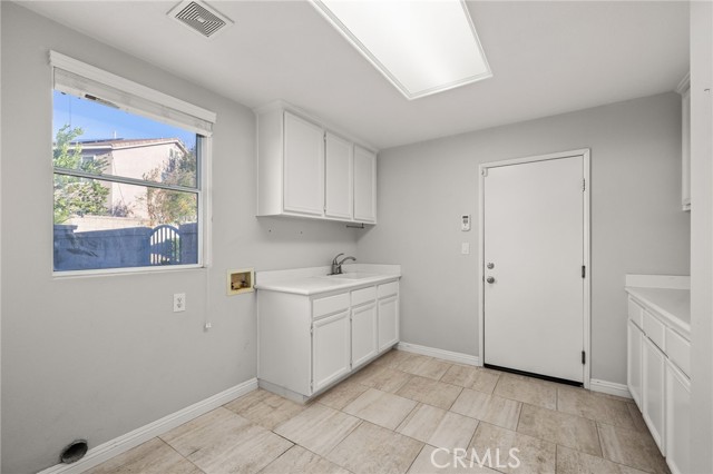 Detail Gallery Image 26 of 45 For 13950 Guidera Dr, Rancho Cucamonga,  CA 91739 - 5 Beds | 3/1 Baths