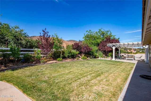 40505 90th W Street, Palmdale CA: https://media.crmls.org/medias/40c51590-f84c-4121-90b7-1d1bb098479b.jpg