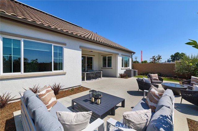 Detail Gallery Image 7 of 21 For 16052 Willow Ct, Whittier,  CA 90604 - 4 Beds | 4/1 Baths