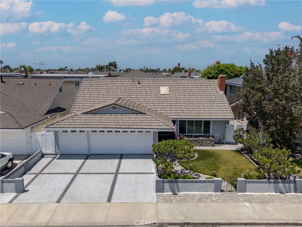 8221 Regency Street