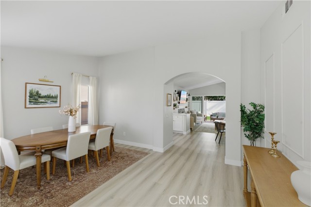 Detail Gallery Image 10 of 44 For 3199 Rowena, Corona,  CA 92882 - 3 Beds | 2 Baths