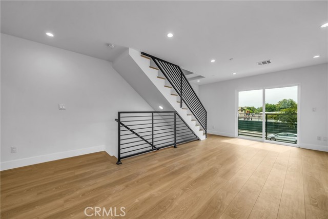 Detail Gallery Image 51 of 67 For 4453 Colfax Ave, Studio City,  CA 91602 - – Beds | – Baths