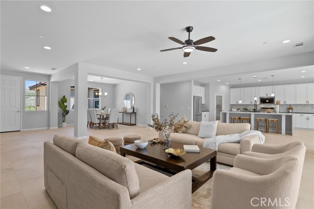 5804 Levanto Street, Bakersfield CA: https://media.crmls.org/medias/40c9ab3c-a5b0-46f8-a528-502baad986aa.jpg