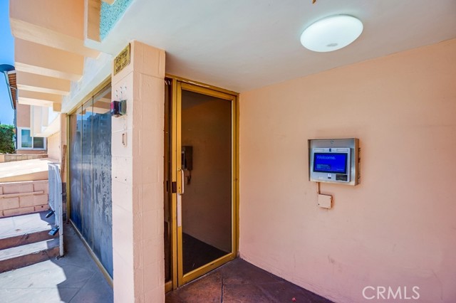 Detail Gallery Image 4 of 30 For 335 Cedar Ave #308,  Long Beach,  CA 90802 - 2 Beds | 1/1 Baths