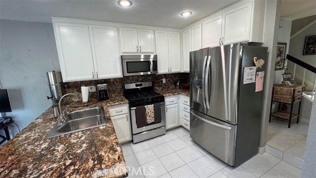 Detail Gallery Image 9 of 22 For 3 Shadow Hill Ln, Laguna Hills,  CA 92653 - 3 Beds | 2/1 Baths