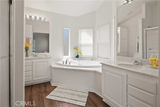 20197 Canyon View Drive, Canyon Country CA: https://media.crmls.org/medias/40ca94d1-5ae0-4e69-825b-c450b67d473a.jpg
