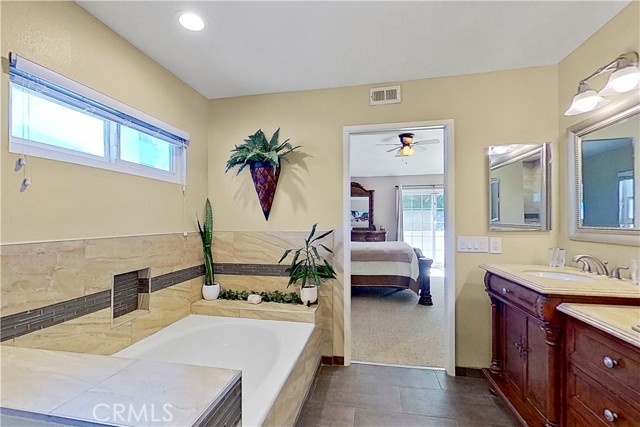 Detail Gallery Image 29 of 49 For 6226 Mammoth Ave, Van Nuys,  CA 91401 - 4 Beds | 3/1 Baths
