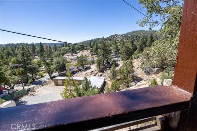 Detail Gallery Image 12 of 31 For 2476 Elko, Arrowbear,  CA 92382 - 3 Beds | 2/1 Baths