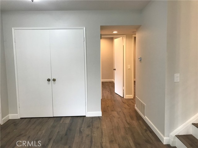 Detail Gallery Image 25 of 52 For 951 S Park Rim Cir, Anaheim Hills,  CA 92807 - 3 Beds | 2 Baths