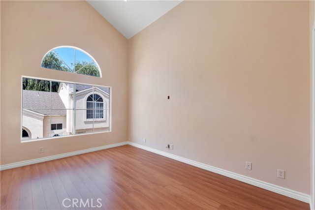 19017 Gault Street, Reseda CA: https://media.crmls.org/medias/40cce260-08eb-497e-a5da-1d246e8246fa.jpg