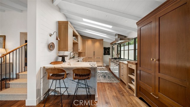 Detail Gallery Image 16 of 45 For 27 Emerald Bay, Laguna Beach,  CA 92651 - 4 Beds | 5/1 Baths