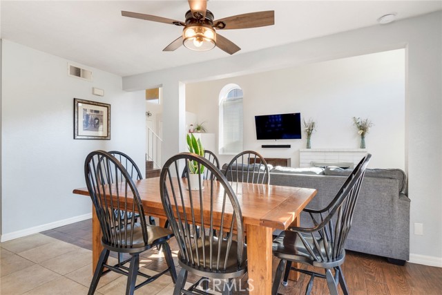 Detail Gallery Image 8 of 34 For 12840 Mayflower Ct, Riverside,  CA 92503 - 3 Beds | 2/1 Baths