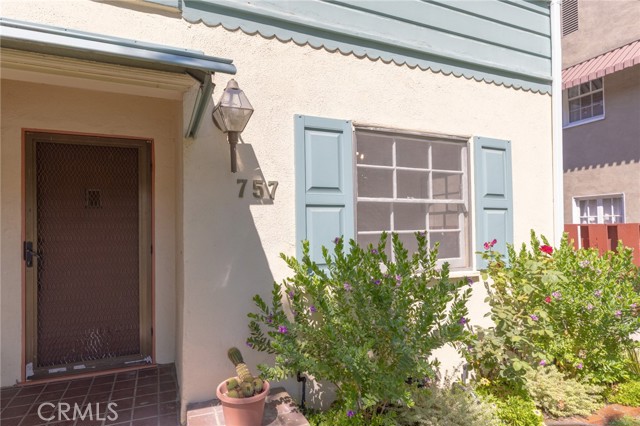 757 E Doran Street, Glendale CA: https://media.crmls.org/medias/40cf1a65-d2d3-406e-ab11-58c2de279d7b.jpg