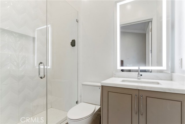 4635 Brewster Drive, Tarzana CA: https://media.crmls.org/medias/40cf28c4-7d0e-4125-8b29-83c1c6e042bd.jpg