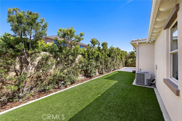 103 Aims, Irvine CA: https://media.crmls.org/medias/40cf7ba4-50f1-417e-83dc-900e31123bfc.jpg