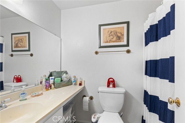 Detail Gallery Image 13 of 35 For 6135 Montecito Dr, Palm Springs,  CA 92264 - 3 Beds | 2/1 Baths