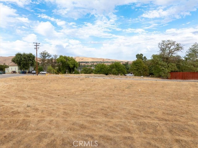 Detail Gallery Image 6 of 17 For 252 9th St, San Miguel,  CA 93451 - – Beds | – Baths