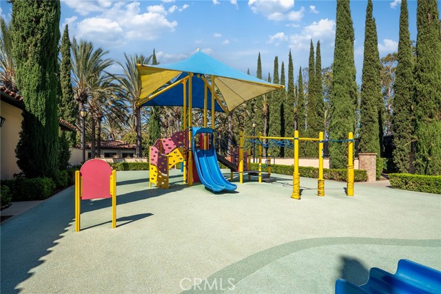 63 Splendor, Irvine CA: https://media.crmls.org/medias/40d0e243-841c-4842-b53e-9c8901e4cd62.jpg