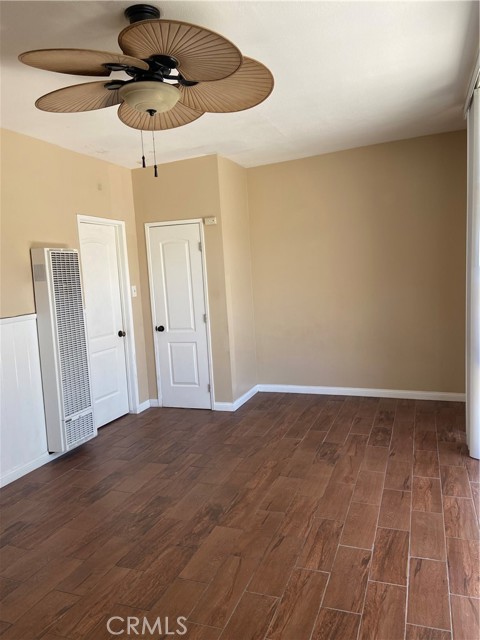 8614 Evergreen, South Gate CA: https://media.crmls.org/medias/40d104fe-57f6-47e5-be1a-3db0ed01337c.jpg