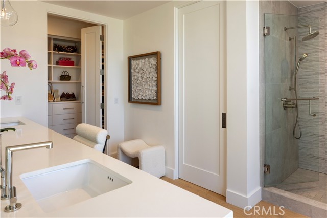 Detail Gallery Image 14 of 33 For 304 Goldenrod Ave, Corona Del Mar,  CA 92625 - 4 Beds | 3/2 Baths
