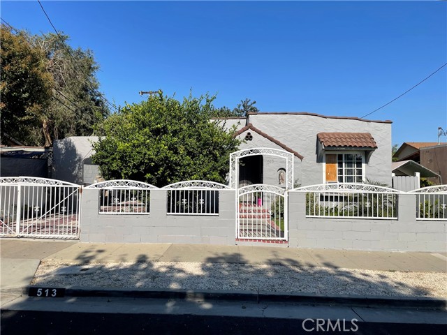 513 S Shelton Street, Santa Ana CA: https://media.crmls.org/medias/40d1430d-bb8a-472f-81f0-c68b69226e35.jpg