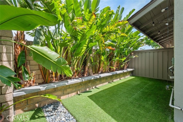 Image 9 of 46 For 17351 Via Lindo