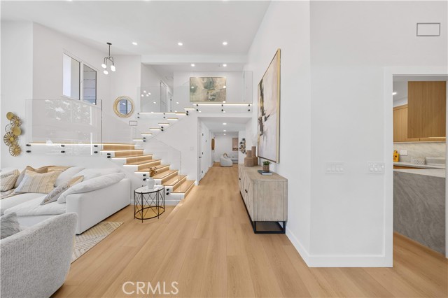 21721 Rushford Drive, Lake Forest CA: https://media.crmls.org/medias/40d52130-a572-4eee-acfe-4344b8d5933e.jpg