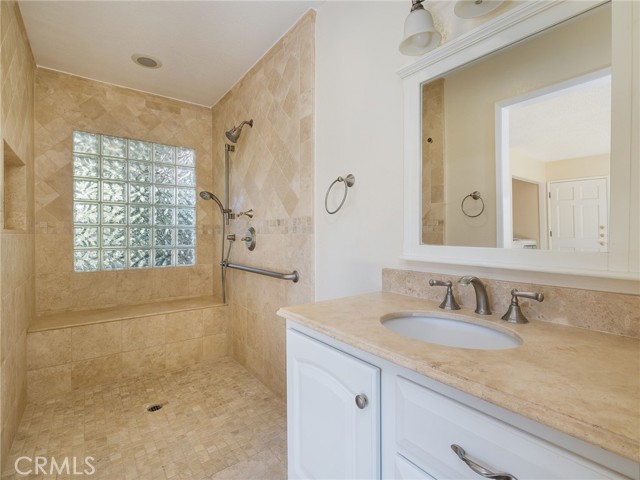 3 Saddlehorn Lane, Rolling Hills Estates, California 90274, 4 Bedrooms Bedrooms, ,1 BathroomBathrooms,Residential,Sold,Saddlehorn,SB22226892