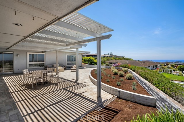 Detail Gallery Image 18 of 44 For 2701 Windover Dr, Corona Del Mar,  CA 92625 - 4 Beds | 2/1 Baths