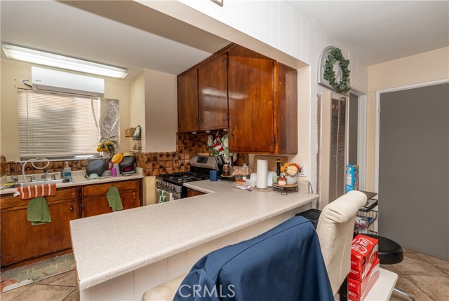 Detail Gallery Image 34 of 48 For 16464 Desert Knoll Dr, Victorville,  CA 92395 - 3 Beds | 3 Baths