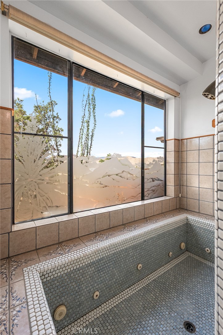 MLS #JT25264522 image #34