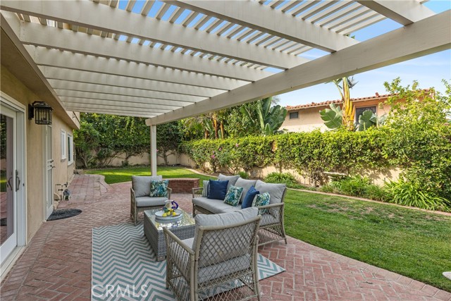 1609 Via Montemar, Palos Verdes Estates, California 90274, 3 Bedrooms Bedrooms, ,Residential,Sold,Via Montemar,SB21199956