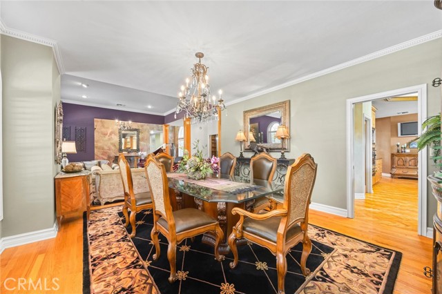 Detail Gallery Image 7 of 72 For 8905 Saint Cloud Ln, Bakersfield,  CA 93311 - 4 Beds | 4/1 Baths
