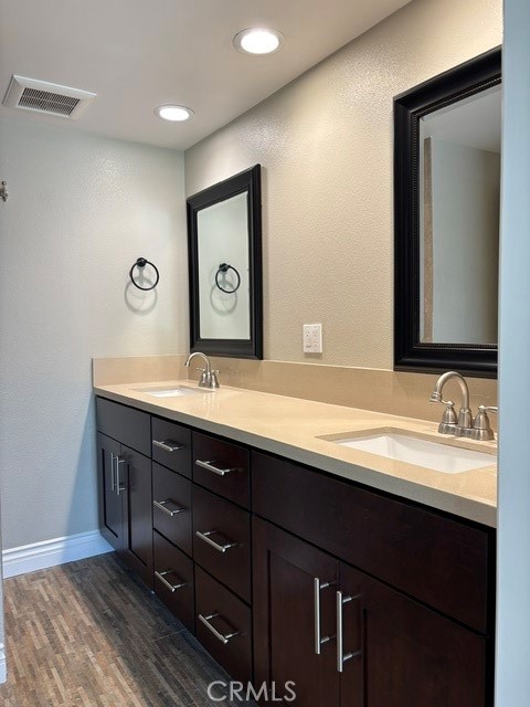 Detail Gallery Image 17 of 23 For 1821 Pitcairn Dr, Costa Mesa,  CA 92626 - 4 Beds | 3 Baths