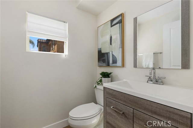 Detail Gallery Image 16 of 50 For 54 Clover, Lake Forest,  CA 92630 - 3 Beds | 2/1 Baths